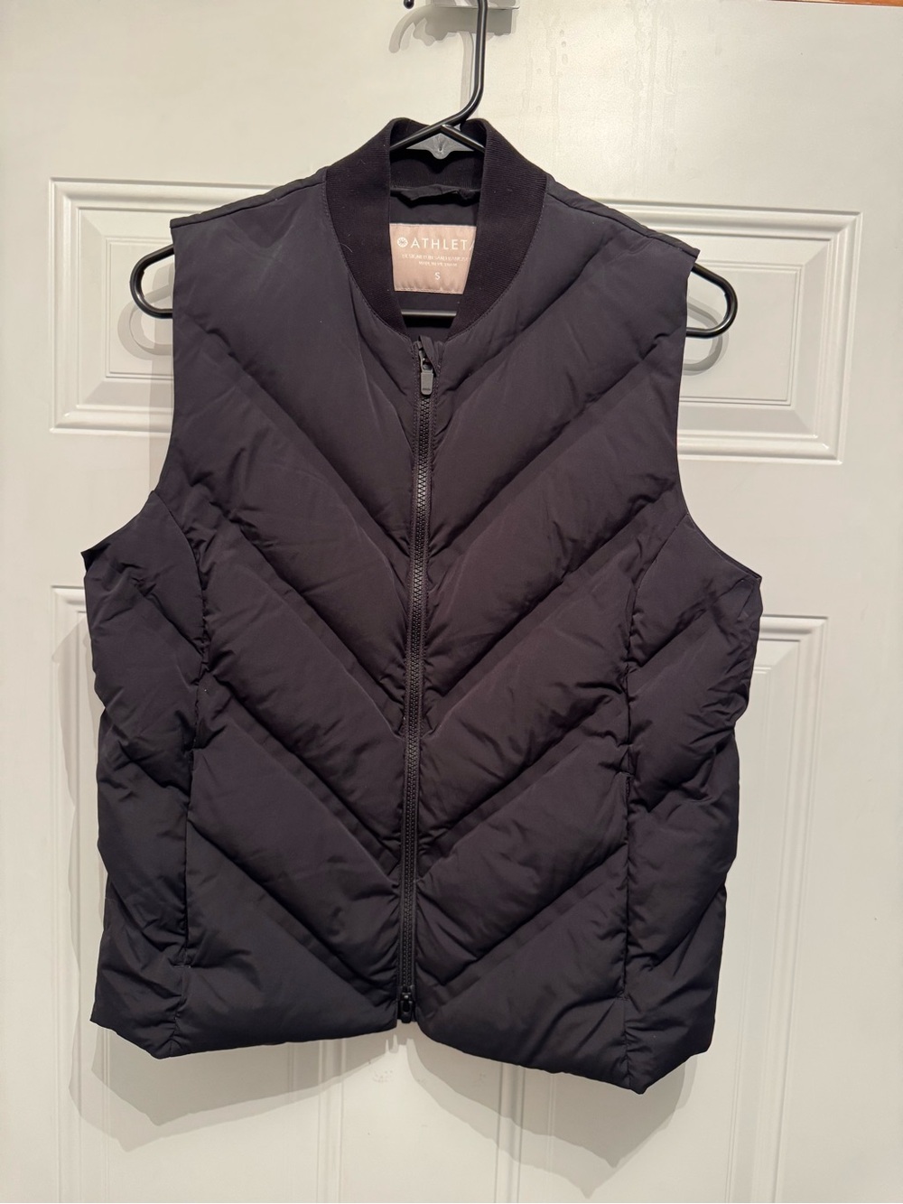 Athleta Inlet Puffer Vest in Black Goose Down Size Small Womens